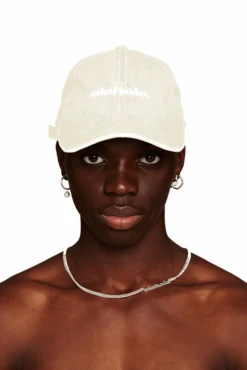 CC Essential Cap Creme -olakala Verkäufe 20220718 OLAKALA ECOM 0013 LOOK 0078 heller