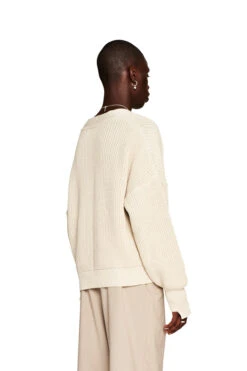 CC Cardigan Beige -olakala Verkäufe 20220718 OLAKALA ECOM 009 LOOK 0042 4698613f 88f8 45da 8582 a564d38c7b71