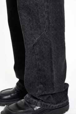 CC Black Monogram Denim Pants -olakala Verkäufe 20230511 Ola Kala eCommerce Look04 hose detail 0241
