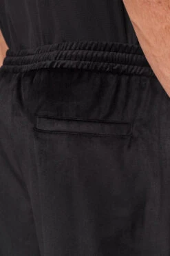 Sports Velour Jogger Pants Black -olakala Verkäufe 20240114 Ola Kala eCom Sports2 Look01 Unterteil 0054