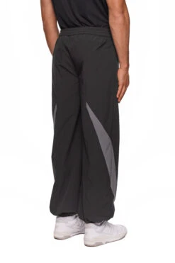 Sports Trackpants Black -olakala Verkäufe 20240114 Ola Kala eCom Sports2 Look03 Unterteil 0171