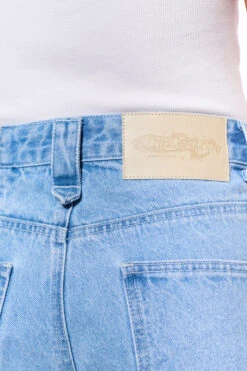 CC Blue Loose Fit Denim Pants -olakala Verkäufe 20240119 OlaKala eCom CC4.0 Look11 hose 0416