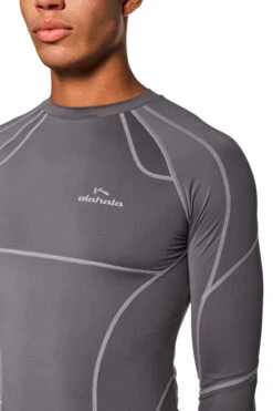 Sports Anatomy Tech Top Dark Gray -olakala Verkäufe 20240409 Ola Kala SS24 eCom Look17 Oberteil 0600