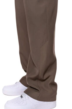 CC Dress Pants Regular Brown -olakala Verkäufe 20240909 Ola Kala CC Exquisite eCom Look07 0203 e699520c 6c22 45c1 b5e0 60c97953f7c6