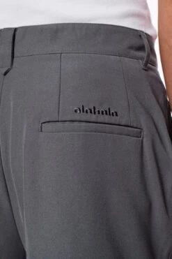 CC Dress Pants Regular Gray 13 CC Dress Pants Regular Gray -olakala Verkäufe 20240909 Ola Kala CC Exquisite eCom Look08 0216 c5d81f1b 9b84 42ac 9091 7ba2fe702db8