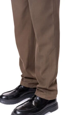 CC Dress Pants Slim Fit Brown -olakala Verkäufe 20240909 Ola Kala CC Exquisite eCom Look09 0263 479cdc5f df1a 4bdc a67d 198241cc7884