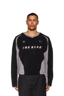 Fleece V-Neck Sweater Black