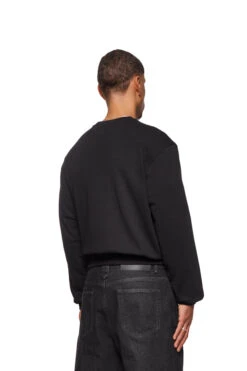 CC Core Sweater Black -olakala Verkäufe 20250204 Ola Kala eCom CC Luminous Look 09 0238