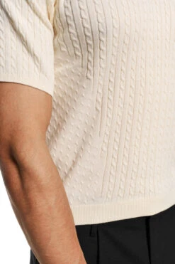 Fitted Knit Polo Creme -olakala Verkäufe 20250506 Olakala PANGEA eCom Look15 Oberteilteil 0880